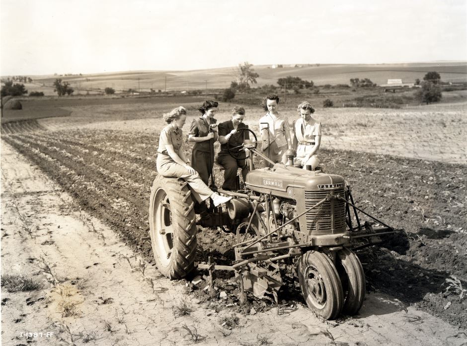 UNLarchives's tweet photo. We're celebrating #ArchivesSquadGoals in the best way ... with #tractors! #ArchivesHashtagParty #tractorstyle #Farmall @UNL_IANR https://t.co/9N1HVEXfpx