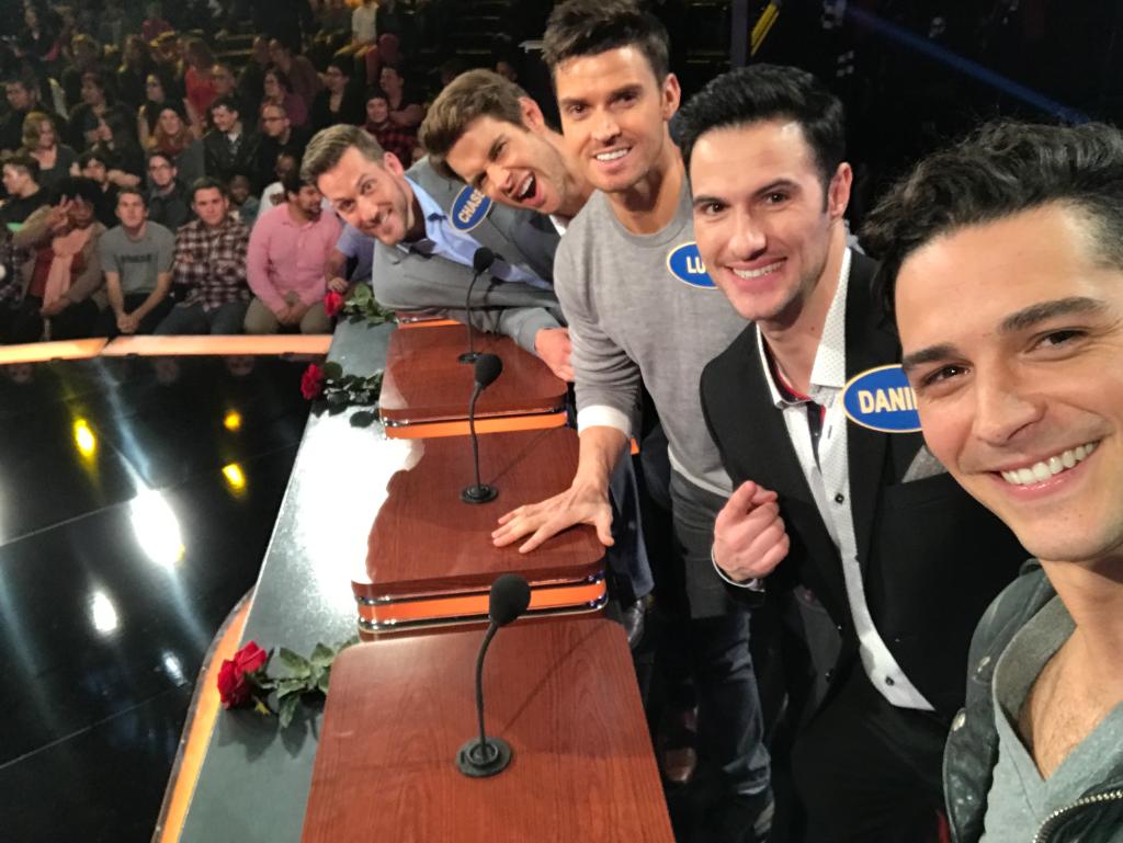 TheBachelorette - Celebrity Family Feud - *Sleuthing - Spoilers* - Discussion - Page 2 DGZbKrvXcAEZwEl