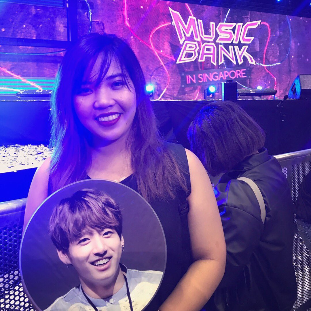 iambrenda13's tweet photo. That "after show" look.๐
Standing while waiting for 8 hrs was worth it just to see BTS.โค๏ธ
#BTS #Bangtaned #musicbankinsingapore #btsislife https://t.co/w3QBEtRJIa