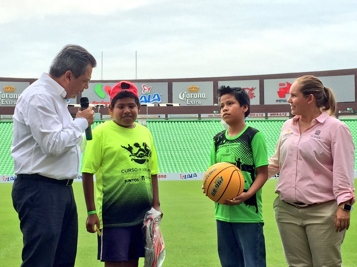 JorgeMoranD's tweet photo. Clausuramos el curso "Verano Divertido" 2017 con la participación de más de dos mil niños y adolescentes en nuestras siete sedes en #Torreón https://t.co/q7OVoownY2