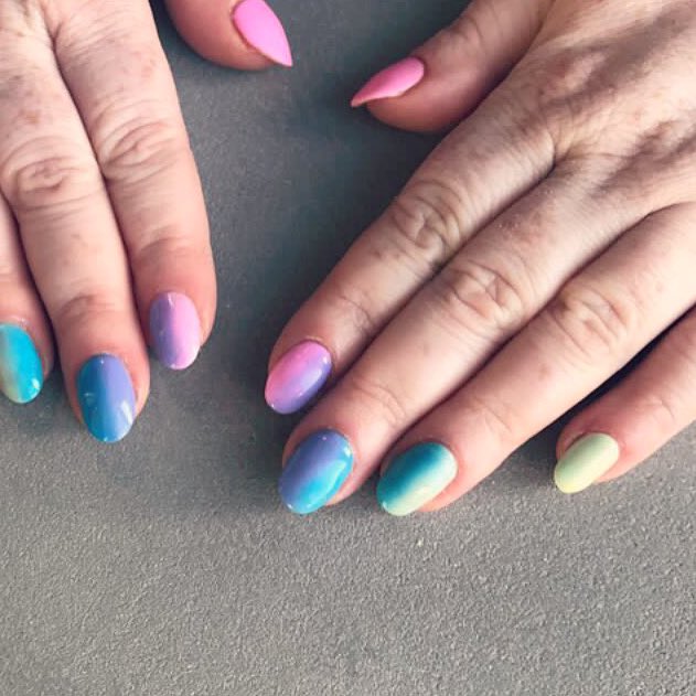 eversojuliet's tweet photo. Three weeks later and I'm still loving the rainbow life 🌈 https://t.co/YtuLJlYsrv