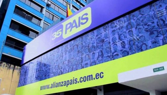 35MOVER's tweet photo. El @BloqueAP35 anuncia que buscará restablecer la relación política de su binomio presidencial ➡https://t.co/LetEbleI35⬅@GabrielaEsPais https://t.co/JENxAp8Ppq