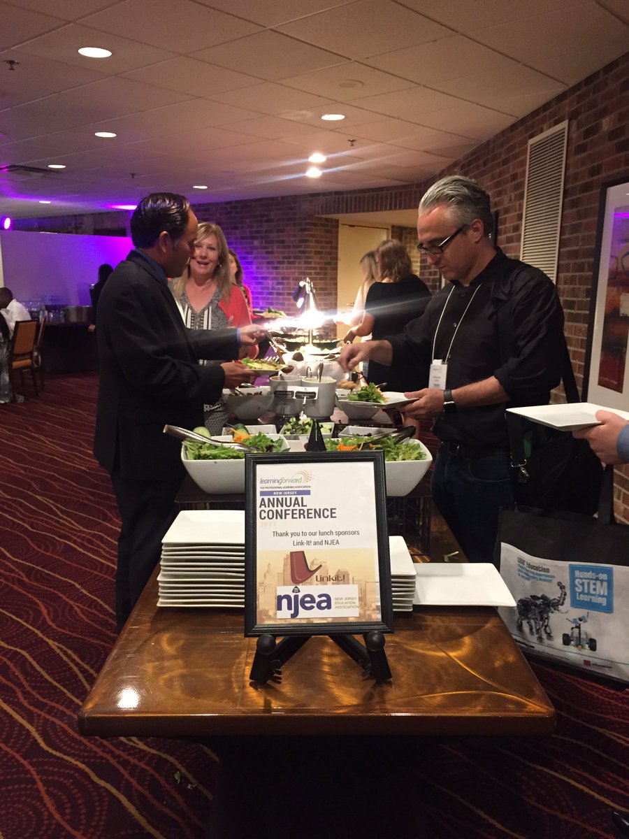 LearnForwardNJ's tweet image. Thank You to @NJEA &amp;amp; @LinkItSoft for sponsoring our Lunch at the #LFNJ17 Annual Conference ! #LearningForwardNJ