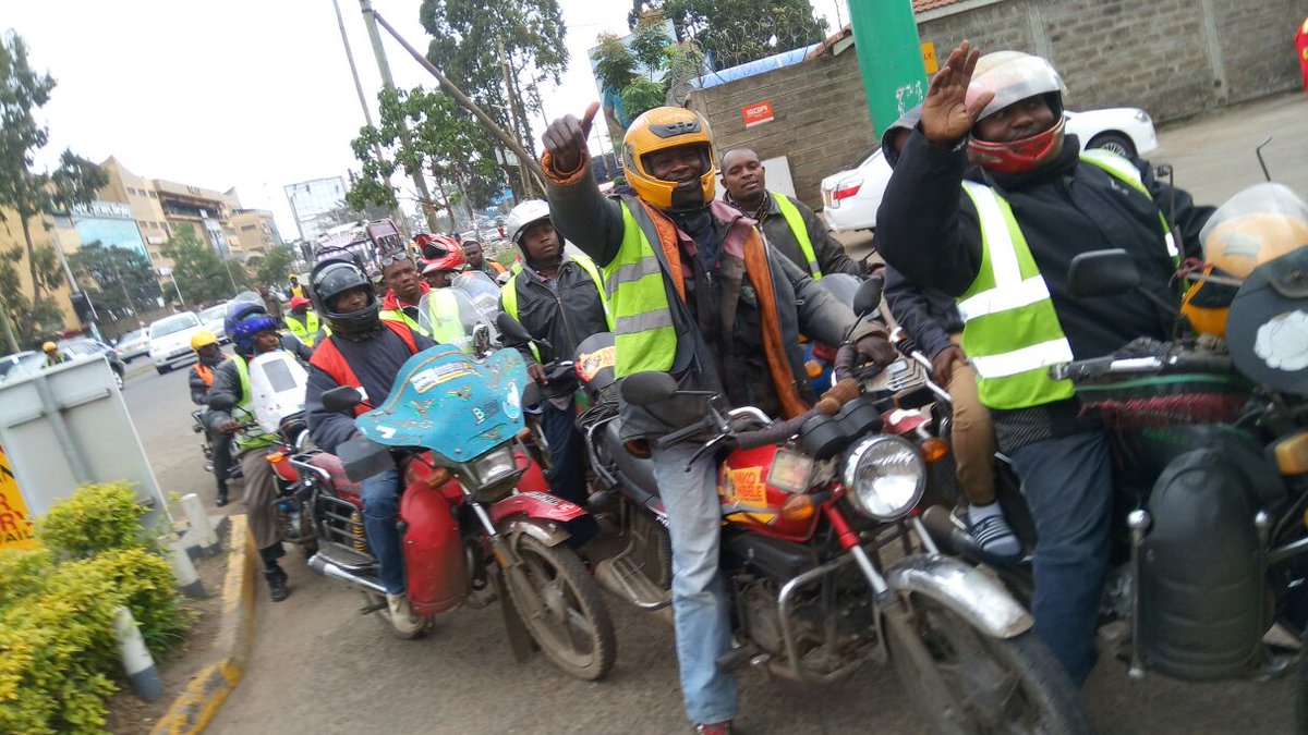 JoyceGituro's tweet photo. In our own small way twasema asante kwa kusikiliza @RadioCitizenFM @MunaiGeneral @Luchivya  #FuelYaSaree https://t.co/zHRqKIomtO