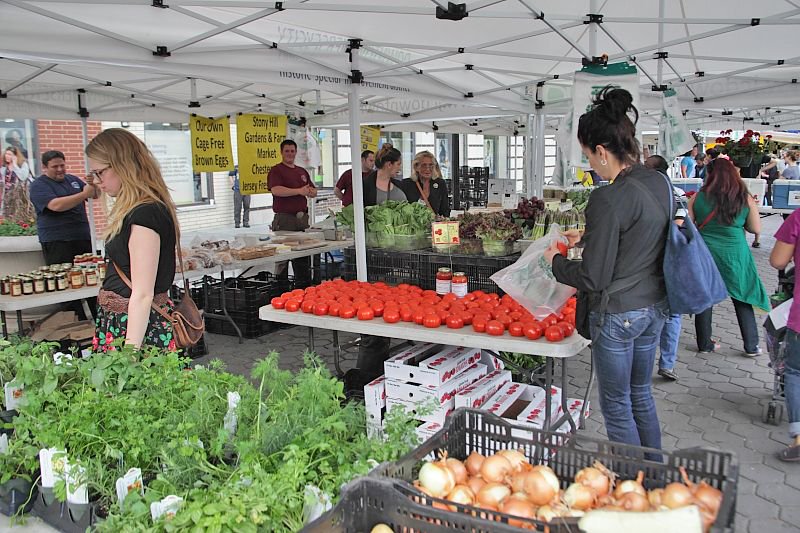 Lillian Bustle (LillianBustle) Twitter