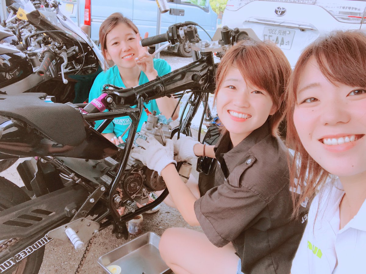 iwaigils's tweet photo. しおりのエンジンのせかえ！

路面も乾いてるから走るぞー！ https://t.co/vL9hbqjOOs