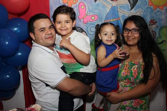 tailanefofa's tweet photo. Obrigado @marcosmion por alegra toda as nossas sextas que Deus abençoe sua família @Legendários 😍😍 https://t.co/LXUuXr3nYK