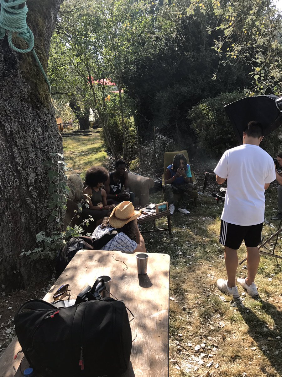 drunkasmike's tweet photo. Behind the scenes with #TYuS @JonnyCoolBIG and #AlexisWhitney @pickathon #RoseTribe #StrickRose #Portland https://t.co/cCxtmGsF8B