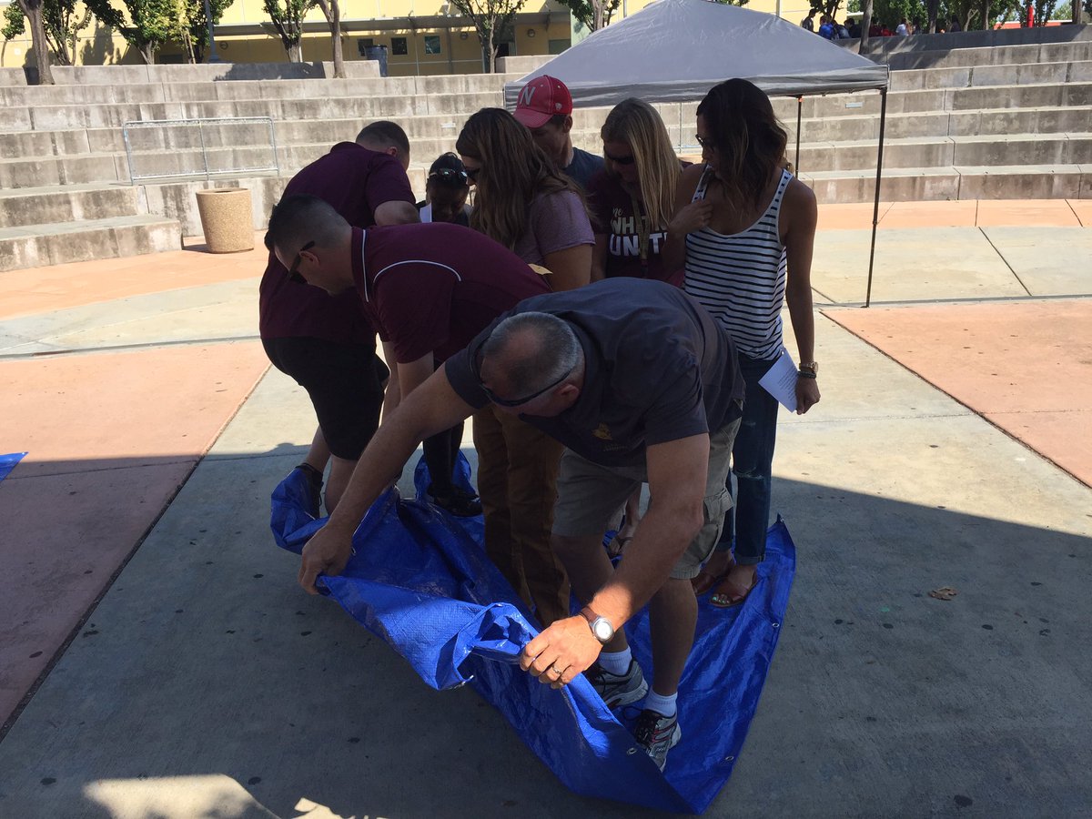 whitneyprincipl's tweet photo. Great first day back. Enjoyed watching our teachers embrace their challenges. #flipthetarp https://t.co/amZ3ZaOQYJ