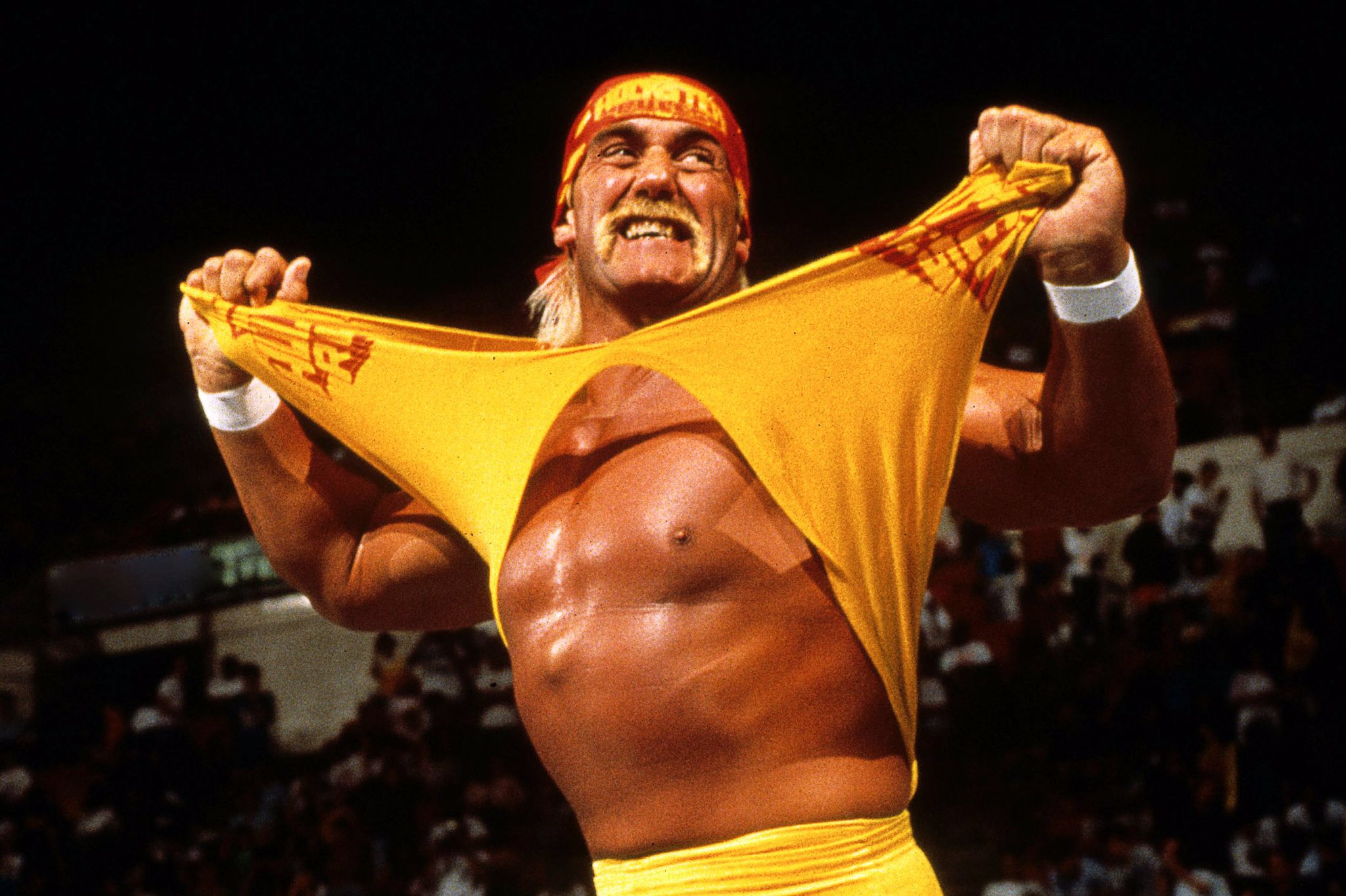  Happy Birthday to the ICON known as Hulk Hogan! 