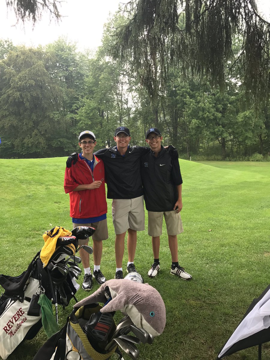 GolfRevere's tweet photo. Revere shot a 342 at Tannenhauf Golf Club. Junior Nick Dye with a team low of 79. #raindelayboys https://t.co/8UCeluCYAM