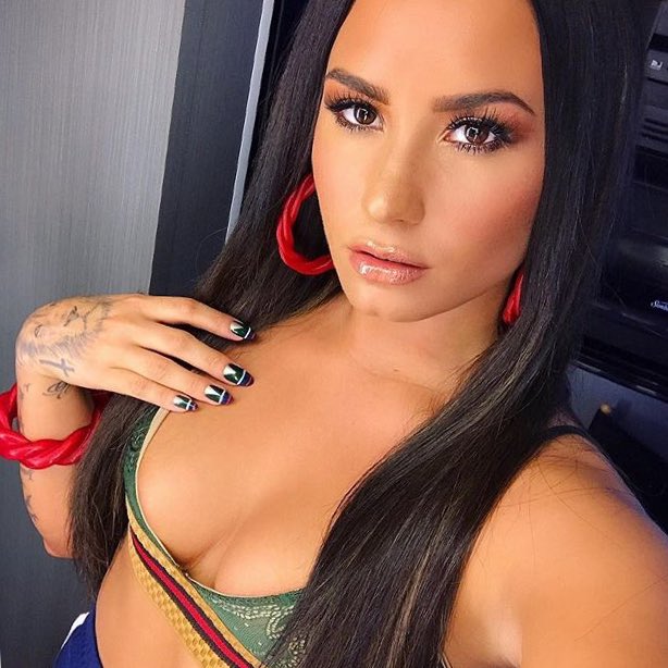 #NewProfilePic just for you <a href="/KimWantsMyD/">Jared Cameron</a>