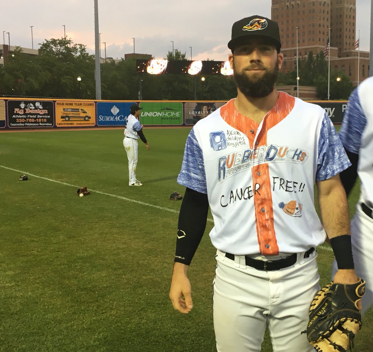 AkronRubberDuck's tweet photo. Our special Game 2 threads designed by Landon!🔥🔥🔥

PLAYBALL!! 🦆 https://t.co/oyOoZoI0N6