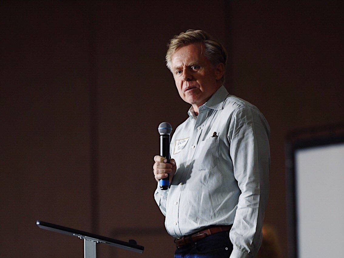 Reclaimed4Good's tweet photo. We're kicking of our Men's Conference with a bang! β¨ππΌβ¨ @DrSteveFarrar @caseydarnell #r4g #Reclaimed4Good #stevefarrar https://t.co/mIlVmrCEvy