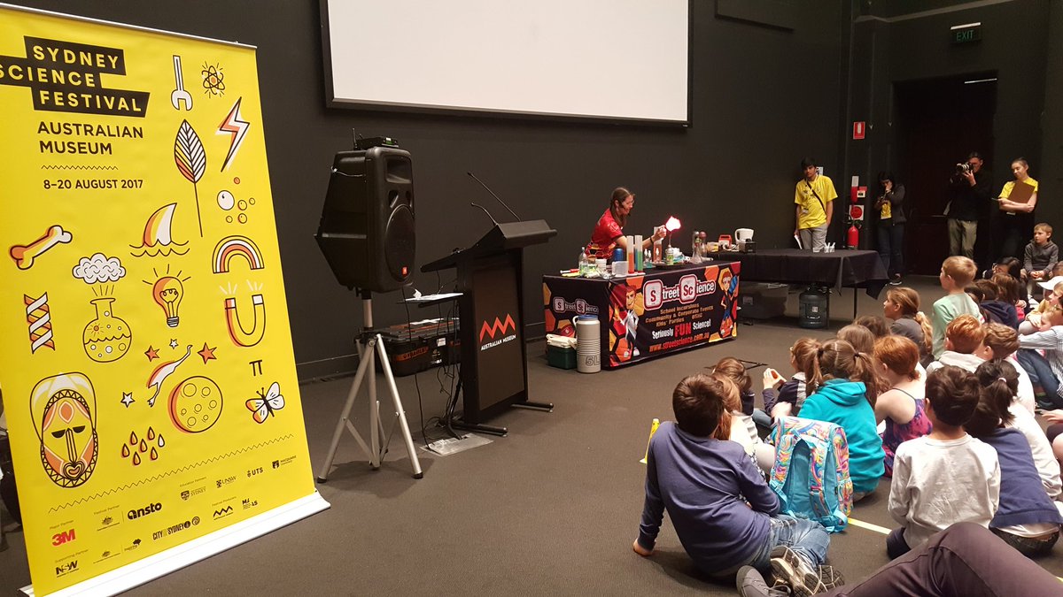 DrMikeWidjaja's tweet image. Come play with fire and liquid nitrogen at the Science Saturday at Australian Museum #ssf17  #fuckyeahscience