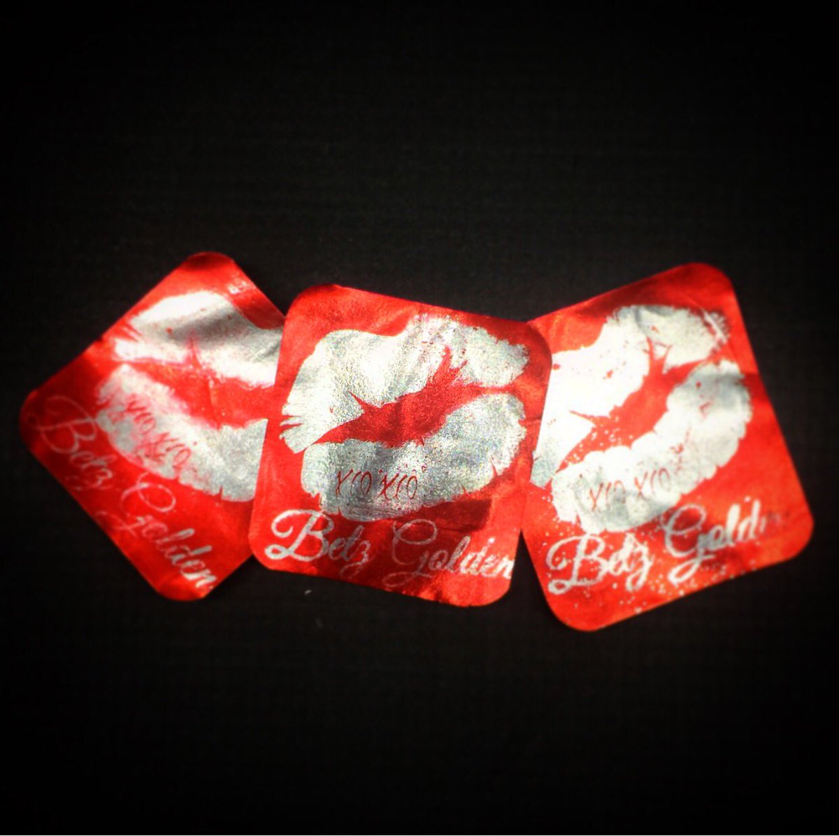 Betsie75's tweet photo. Something is coming and it all started with yours truly....stay tuned. It's epic! @rineainspires #sparkyourcreativity #ghostink #joyclair https://t.co/Cb2ZAs8b8l