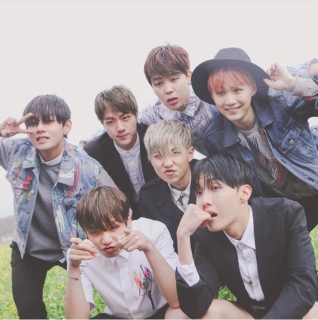 BTS7tete_love's tweet image. ♡  防弾少年団ほんとに好きです💣
♡  テテよりallペンです🦁
♡  02line、受験生😭
♡  まだ、新人ARMYです、ARMYのかた色々教えてください！！
#ARMYと絡みたい！
#このツイートを見たARMYさんはリツイートとフォローお願いします🦁