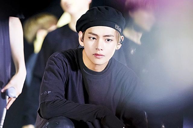 BTS7tete_love's tweet image. ♡  防弾少年団ほんとに好きです💣
♡  テテよりallペンです🦁
♡  02line、受験生😭
♡  まだ、新人ARMYです、ARMYのかた色々教えてください！！
#ARMYと絡みたい！
#このツイートを見たARMYさんはリツイートとフォローお願いします🦁