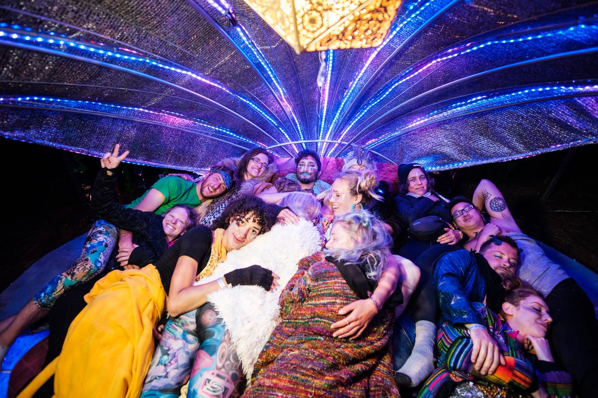 We just posted another #WhatTheFestival 2017 photo album...enjoy! ow.ly/KEgI30em0cZ #Oregon #pdxmusic