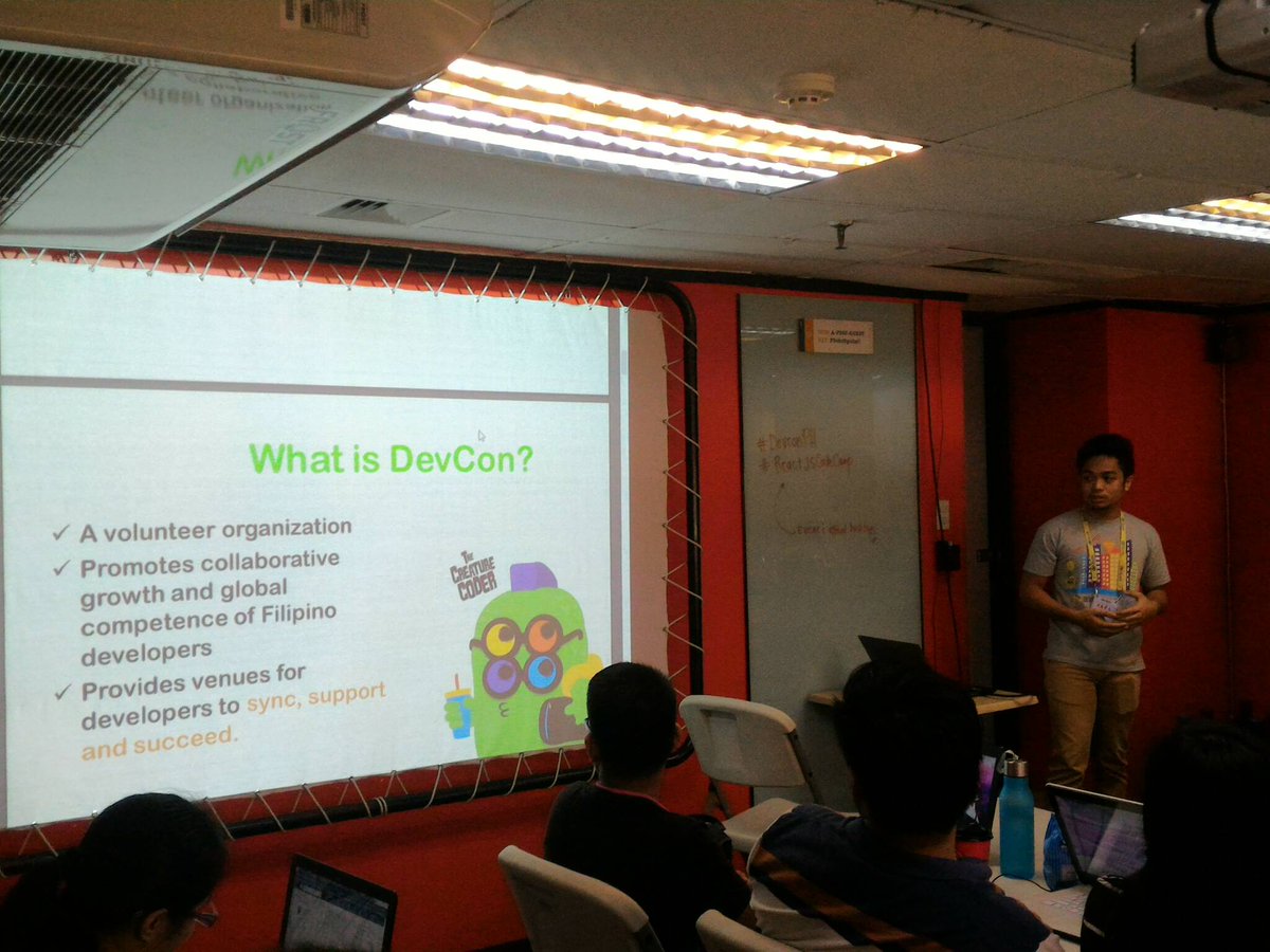 DEVCONPH's tweet image. Mr. Karl Revilla kicks off #ReactJSCodeCamp with an introduction to #DevConPH