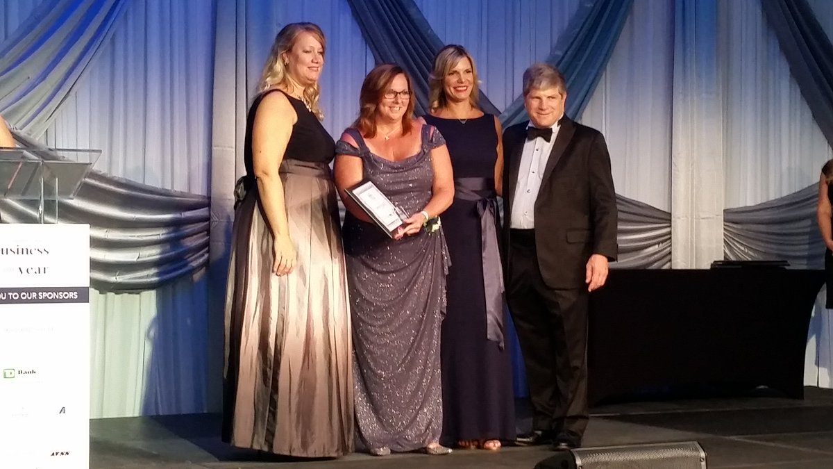 NextechEMRPM's tweet photo. We are excited to be honoring our COO, Rhonda Russell as a #TBBJWomen2017 finalist tonight! https://t.co/Ylw4OfP5fk