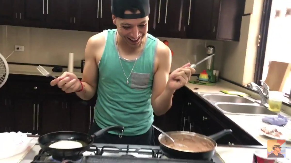 _ConcdeCarolina's tweet photo. Nuevo video!!!
COCINANDO!
@_snuppy08 ❤
#ManuelPadillaBlog https://t.co/yVSKPnMEL2