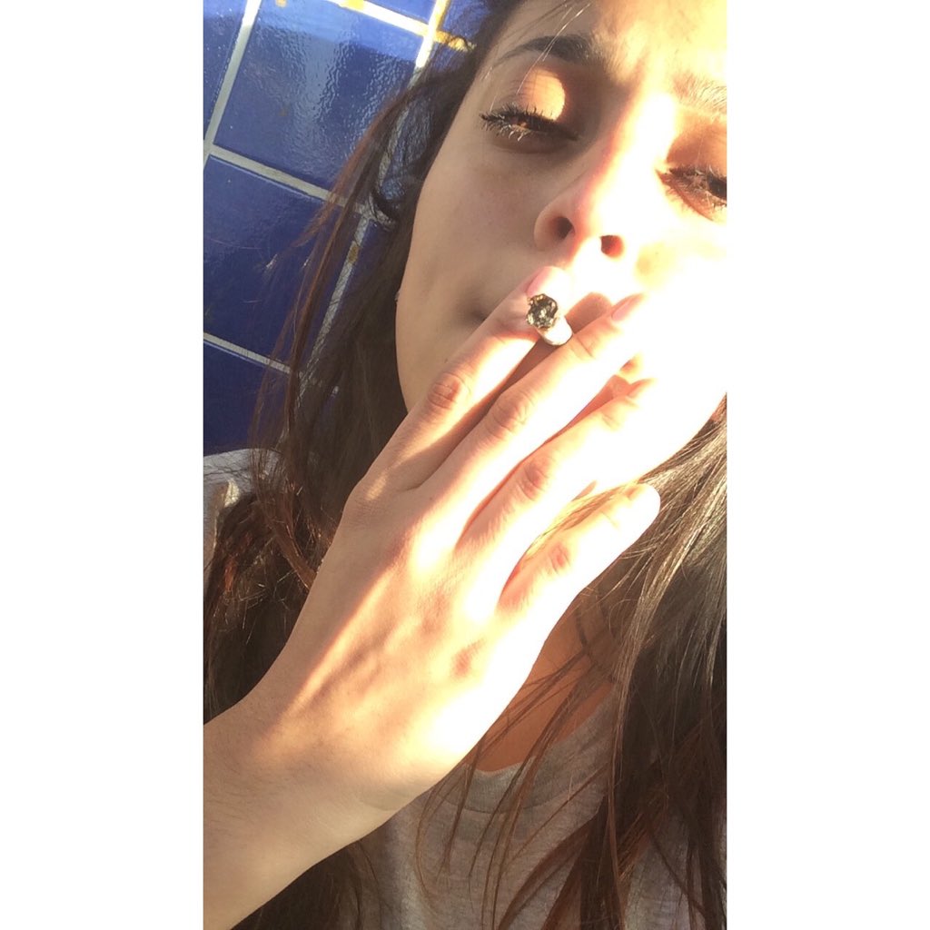 _nandafee's tweet photo. #NovaFotoDoPerfil https://t.co/dF8ac8wXXf