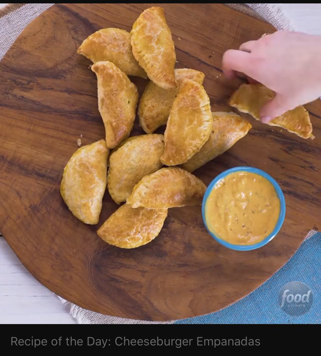 bufferzonediet's tweet photo. Cheeseburger Empanadas?! 😃 Absolutely! #Bestseller in over 40 countries in #Health #Weightloss Avail @ a bookstore or online at #Amazon. 😊❤️ https://t.co/9BMcZT1J7b