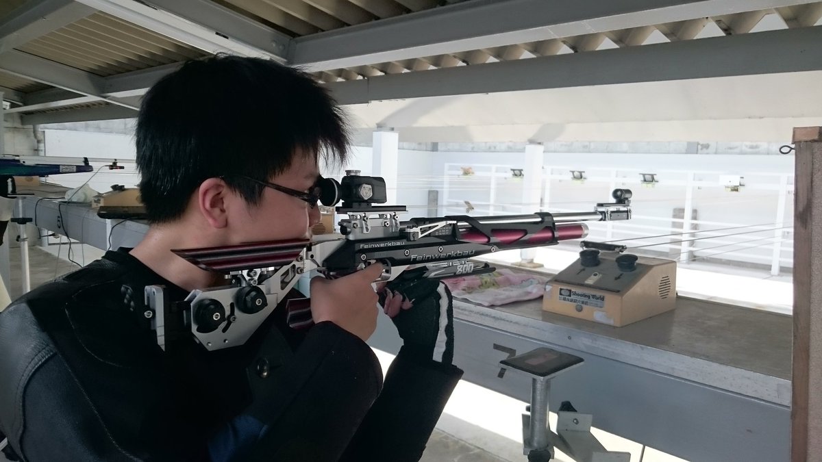 大阪大学体育会ライフル射撃部 Ar Twitter ついに阪大ライフル射撃部にも Feinwerkbau 800xがきました