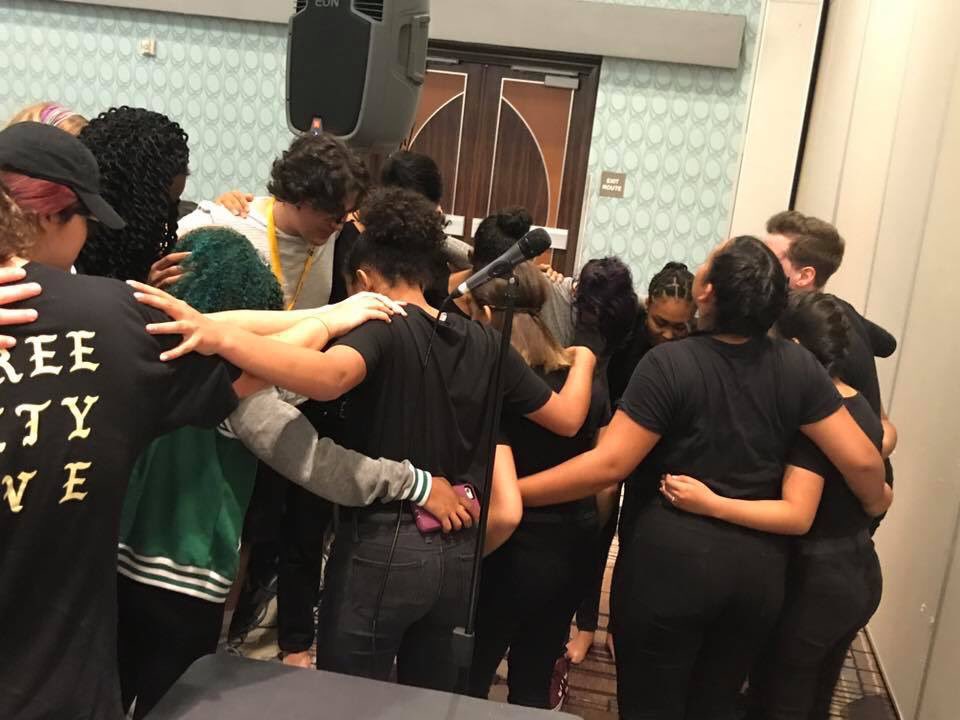 alethiaaa_J's tweet photo. AWARD OF MERIT! I'm so proud of this team! First year of Spanish human video and we got the merit 😭❤️ #proyectoelemento #Anaheim17 https://t.co/QXEZgCTgvl