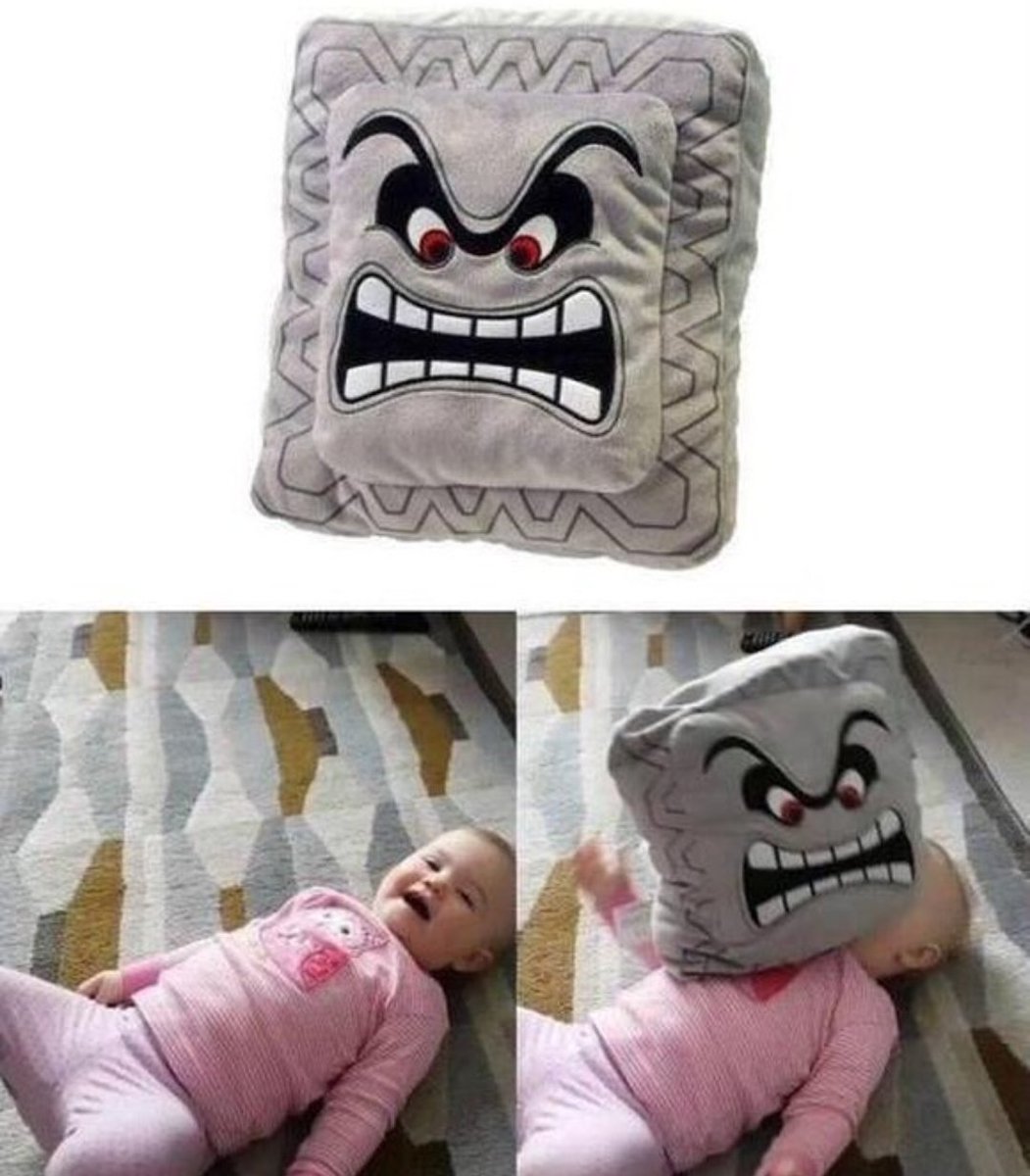 EmmyPanda's tweet image. Am i allowed to laugh at this? 🙈😂😂😂😂😂 #geek #mario #thwomp