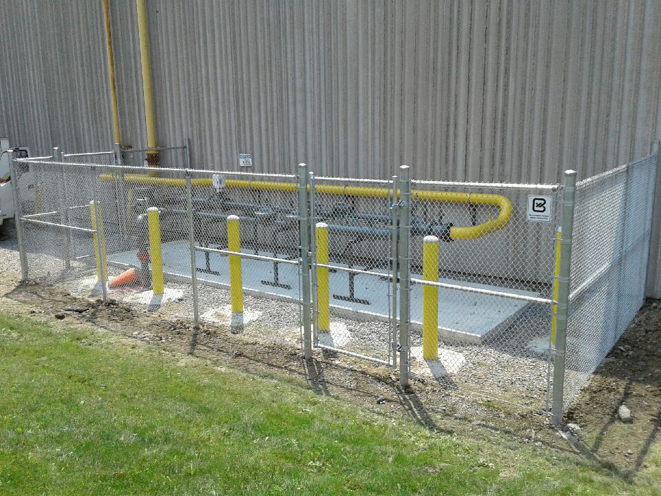 BramaleaFence's tweet photo. Dave &amp; Anthony did a great job on this gas compound. Customer was very happy even called to tell me how impressed he was with Dave &amp; Anthony https://t.co/LrZZHa6lSA