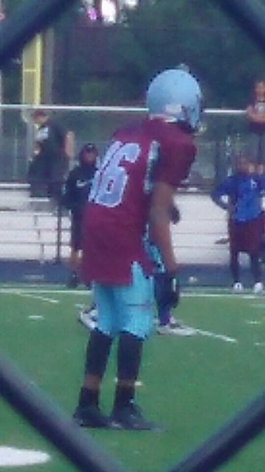 marcus_perry17's tweet photo. Be playing for two years 💯💪🏿 Mumford high school https://t.co/tfXueidjiW