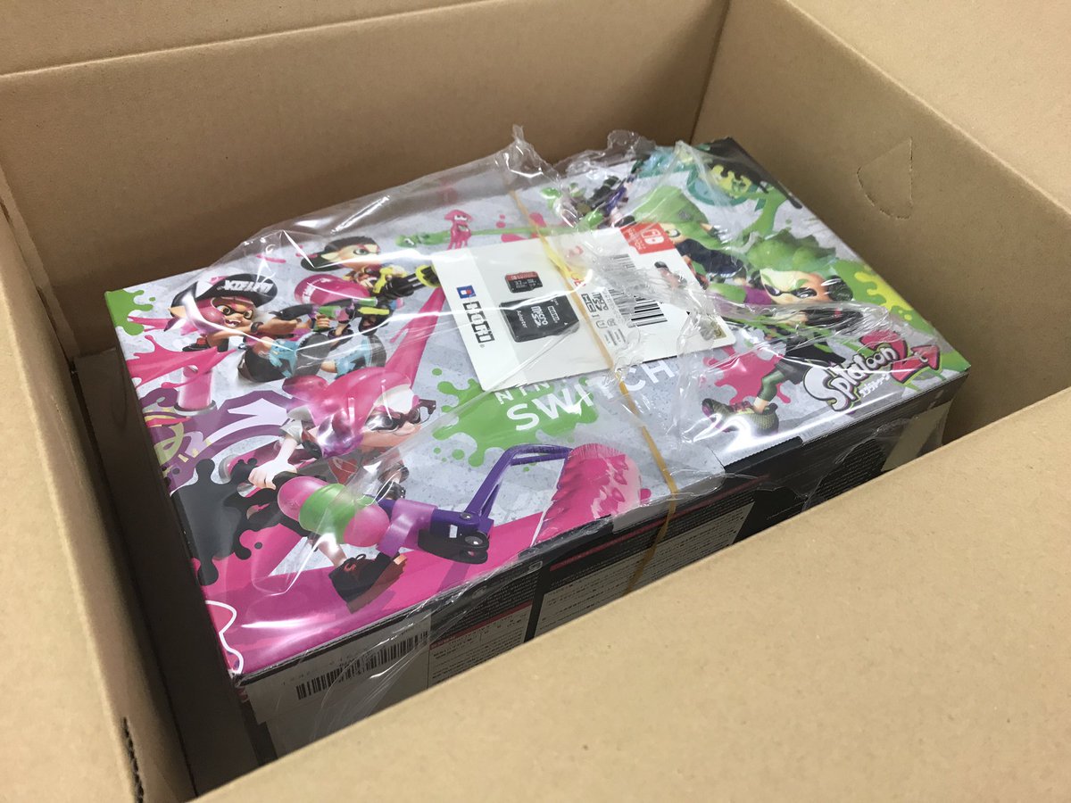game_capture's tweet image. RT for a chance to win a Switch+Splatoon2+SD32GB. Winner announced at the end of August. Get the new 2DSXL Kits too! 3dsvideocapture.com