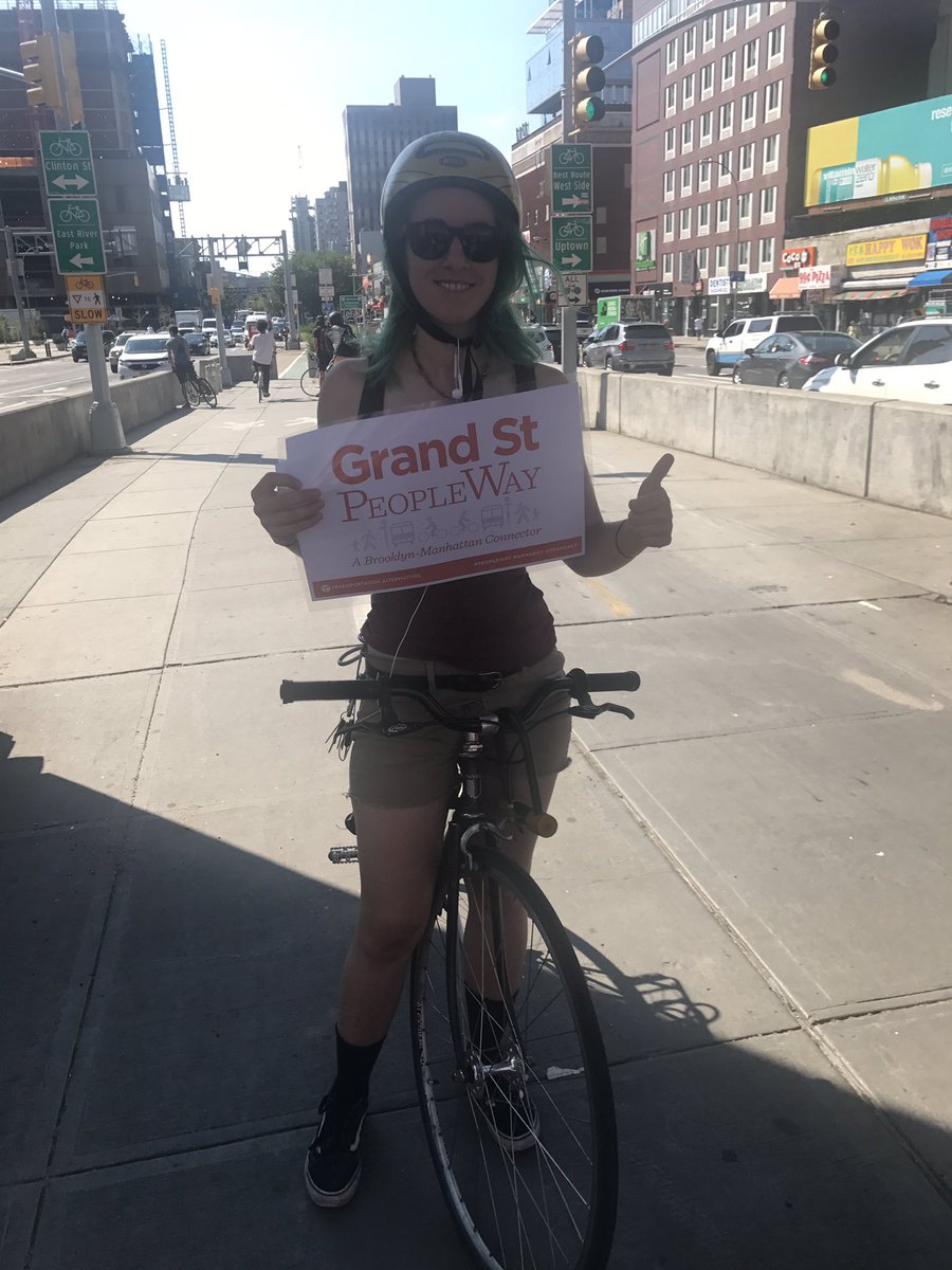 Ax_Kaban's tweet photo. Lili wants to see @AustinHorse go 264 times over the Willy-B bridge in support of #grandSt &amp; #14St #PeopleWay ! https://t.co/q6YyyMvMWZ