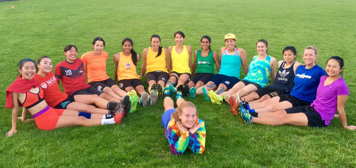 ZephyrUltimate's tweet photo. Happy Pride weekend everyone! #vancouverulti #womensulti https://t.co/B1U9H7cFPY