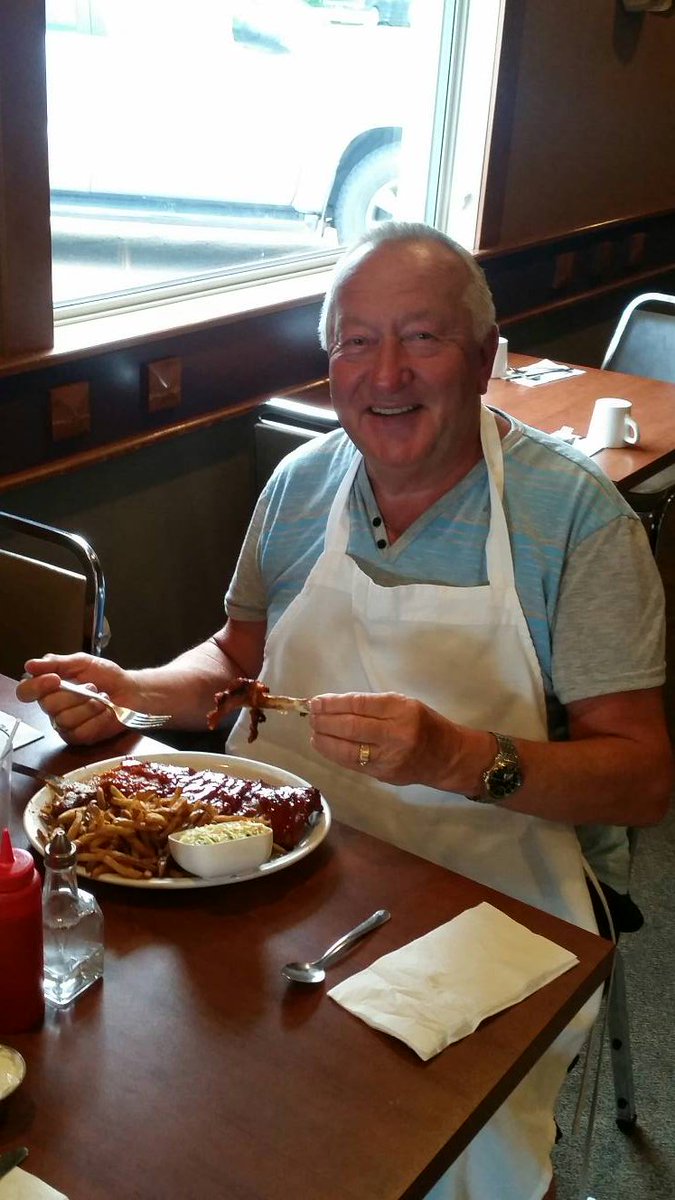 Due to high mess, one of our regular's is now asking for an apron with his ribs! #OhBaYo #Genius