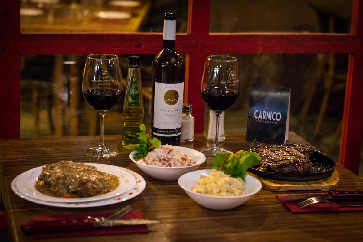 Chilegast's tweet photo. Carnes Premium es parte de la gran carta que tiene #CarnicoSteakhouse en #Coquimbo un excelente Restaurant de antojo para ir con hambre!🍷🍽️ https://t.co/fH3oOBmJng
