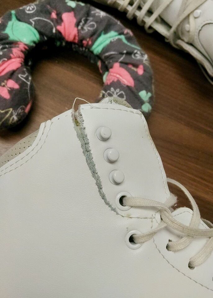 GSCSkaters's tweet photo. Sneak peak at "Travelling Blades", a new day-in-the-life blog featuring our competitive #GSCskaters!
https://t.co/Y6VJqRya09
#FigureSkating https://t.co/kPTCqQiZ9C
