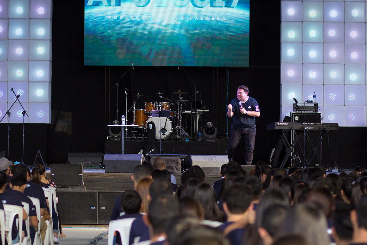 IglesiaCompaz's tweet photo. "Cuando la visión de Dios es grande, corres el riesgo de perderlo todo por un tiempo, y lograr lo mejor después."
#Apolos17
@brahamPerez https://t.co/2psTuZQJIn