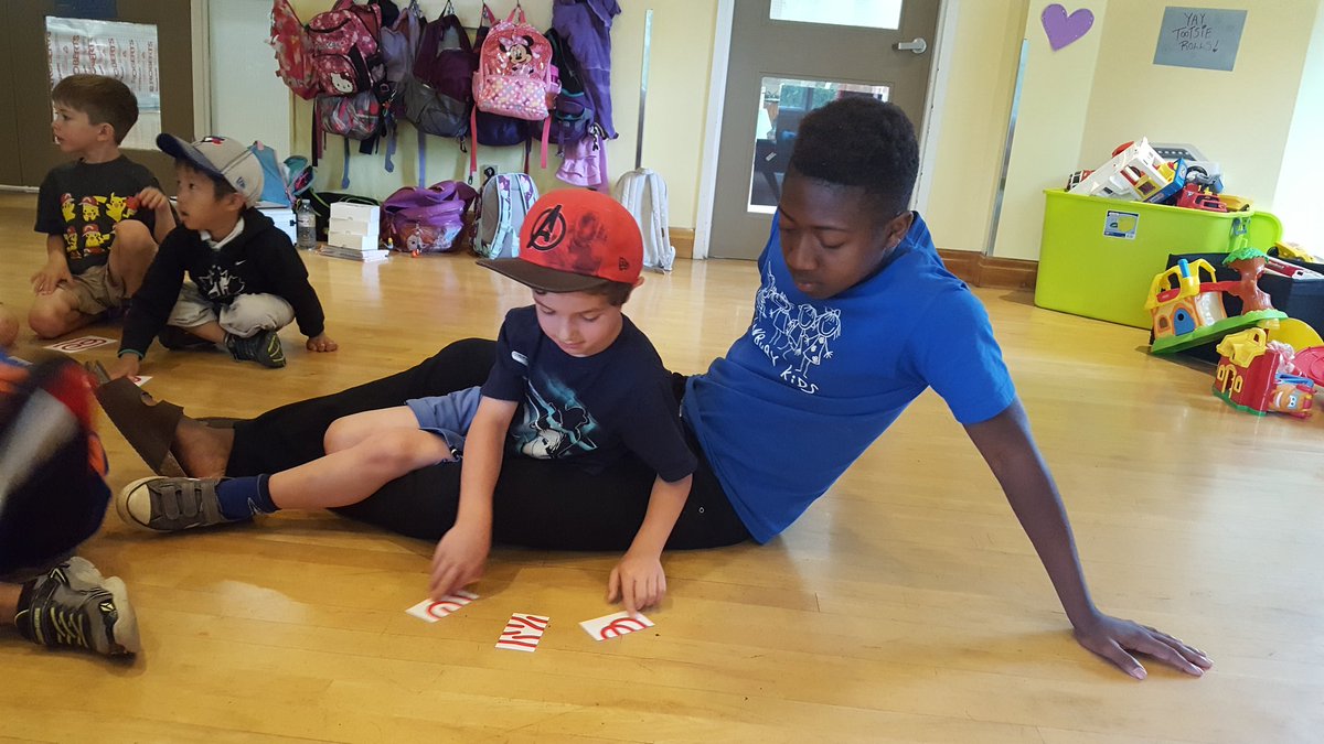 jawbreakers2017's tweet image. @jawbreakers2017 and @Sourkeys2017 making magic happen @banburykidscamp ! (get it.. we were in Magic.. learning magic tricks.. so funny 😂)