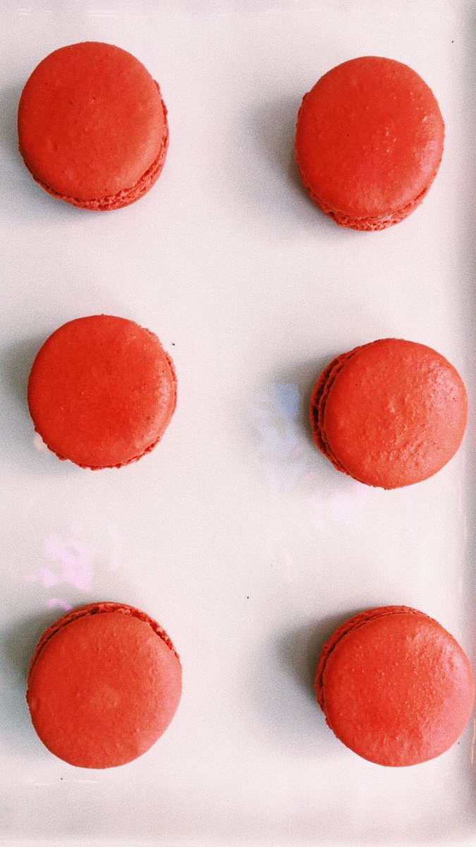 🌹Introducing our red velvet macarons🌹 Beautifully smooth with a rich and tangy cream cheese ganache.