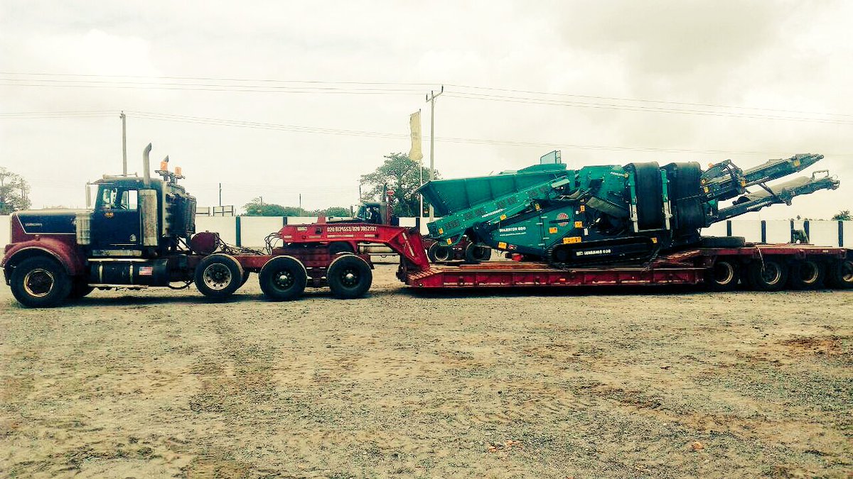 PowerX_Int's tweet photo. Warrior 600 loaded and ready to go to another site... #powerscreen https://t.co/OJc1KbrnKK