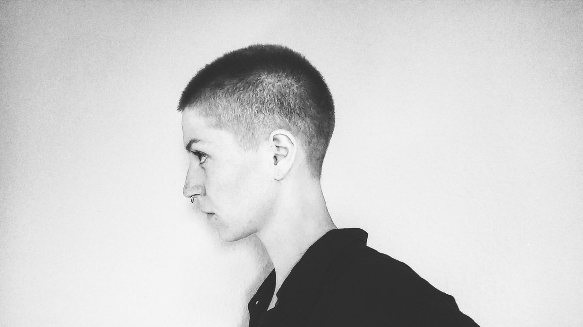 CharlesdieErste's tweet photo. New Hairstyle
#ShortHairDontCare https://t.co/Rzv3TmSDPm