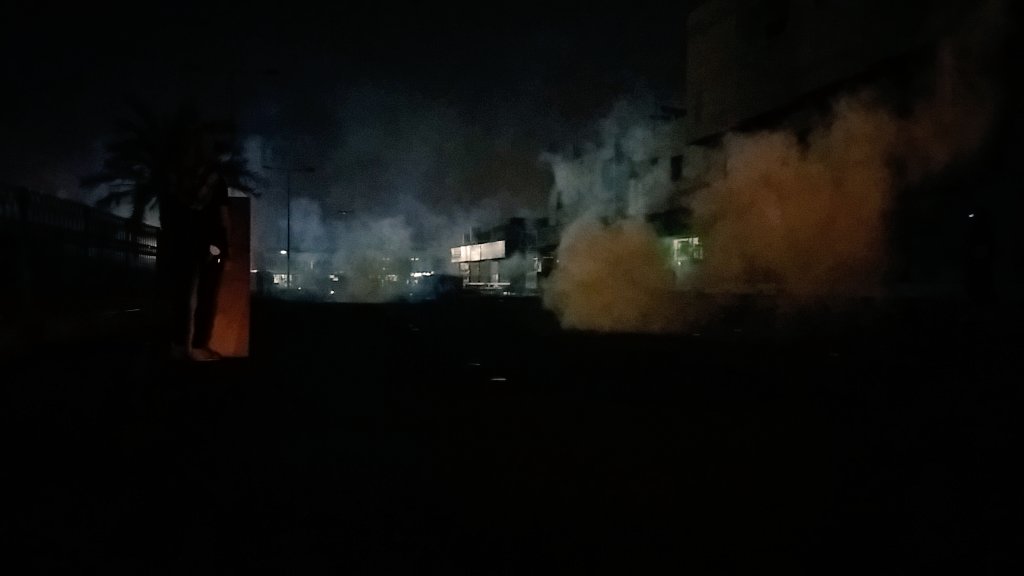 bh14news's tweet photo. 📷من مواجهات أهالي جزيرة #سترة في #جمعة_الصمود_2 وفاءاً للشهداء وتضامناً مع منطقة #العوامية المحاصرة
#البحرين #القطيف #Bahrain https://t.co/ym9SbpF8Tg
