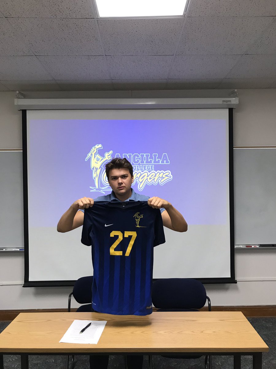 Charger_Soccer's tweet photo. Bailey McCarthy is a Charger ⚡️⚡️ Welcome to the family #BOOM https://t.co/kIklmIXiqn