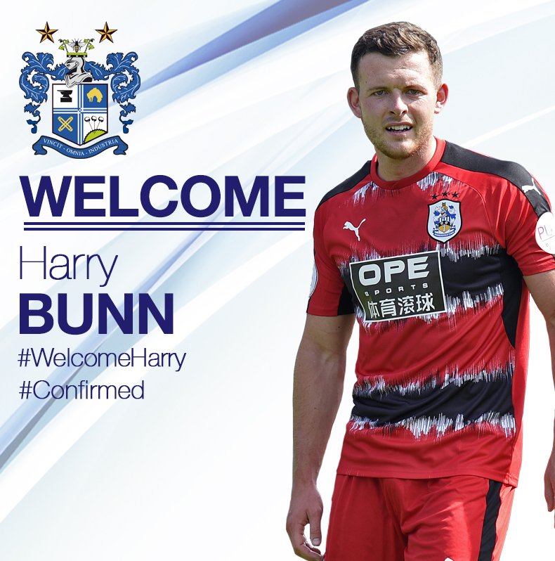 buryfcofficial's tweet photo. CONFIRMED: Shakers pay an undisclosed fee to sign winger Harry Bunn from Premier League @htafcdotcom  on a 3-year deal #buryfc #confirmed https://t.co/E2nCnJMyqC