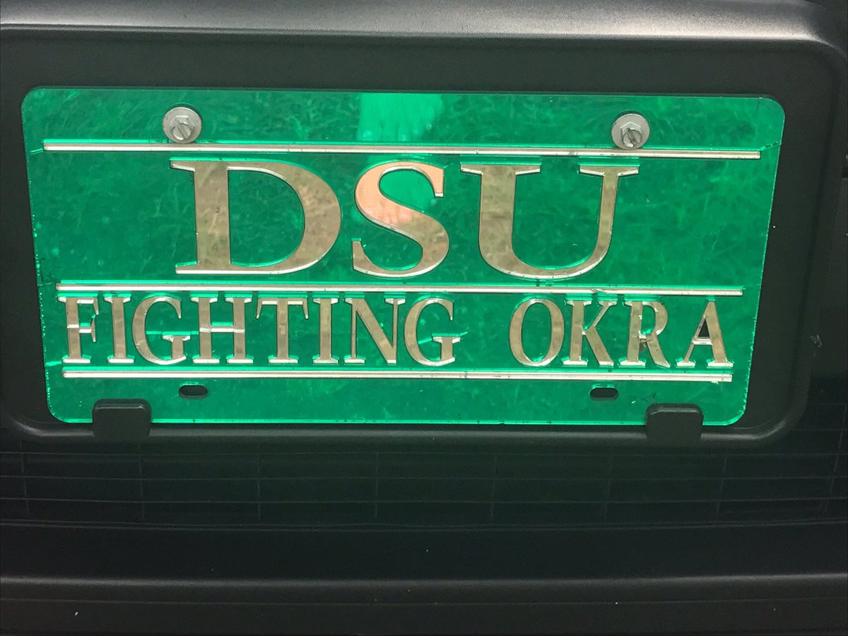MadisynRenfroe's tweet photo. Y'all this is a legit university😂. And I'm about to order a fighting okra shirt so don't hate! Whoever came up with this mascot is a genius https://t.co/BnLc36lobF
