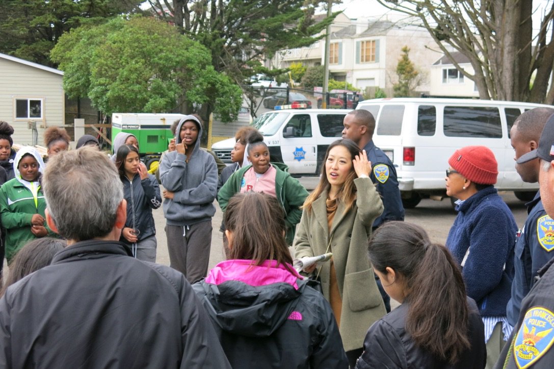 SFGardenProject's tweet photo. Thank you @SupervisorTang for taking the time to talk with Garden Project students at Sunset Reservoir this morning. https://t.co/i70Qls7xNt