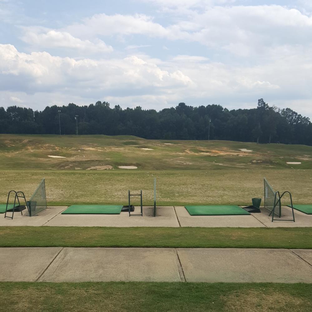 halfcraig_brown's tweet photo. Practice, Practice, PRACTICE!!!

#wetalkingboutpractice #knightsplaygolf  @knightsplaygolf @getStealz https://t.co/kfmVSTdHkA
